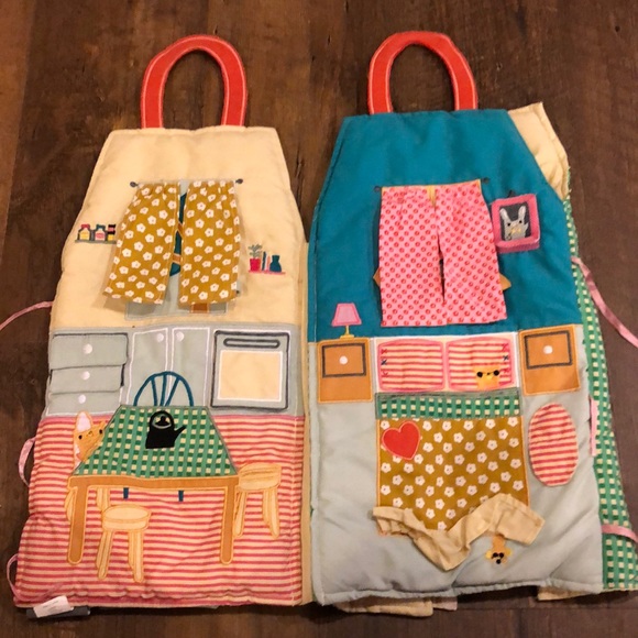 carry home dollhouse